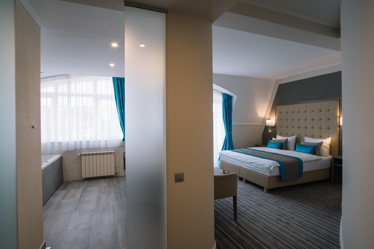 קלוז'-נאפוקה Norm Hill Hotel מראה חיצוני תמונה