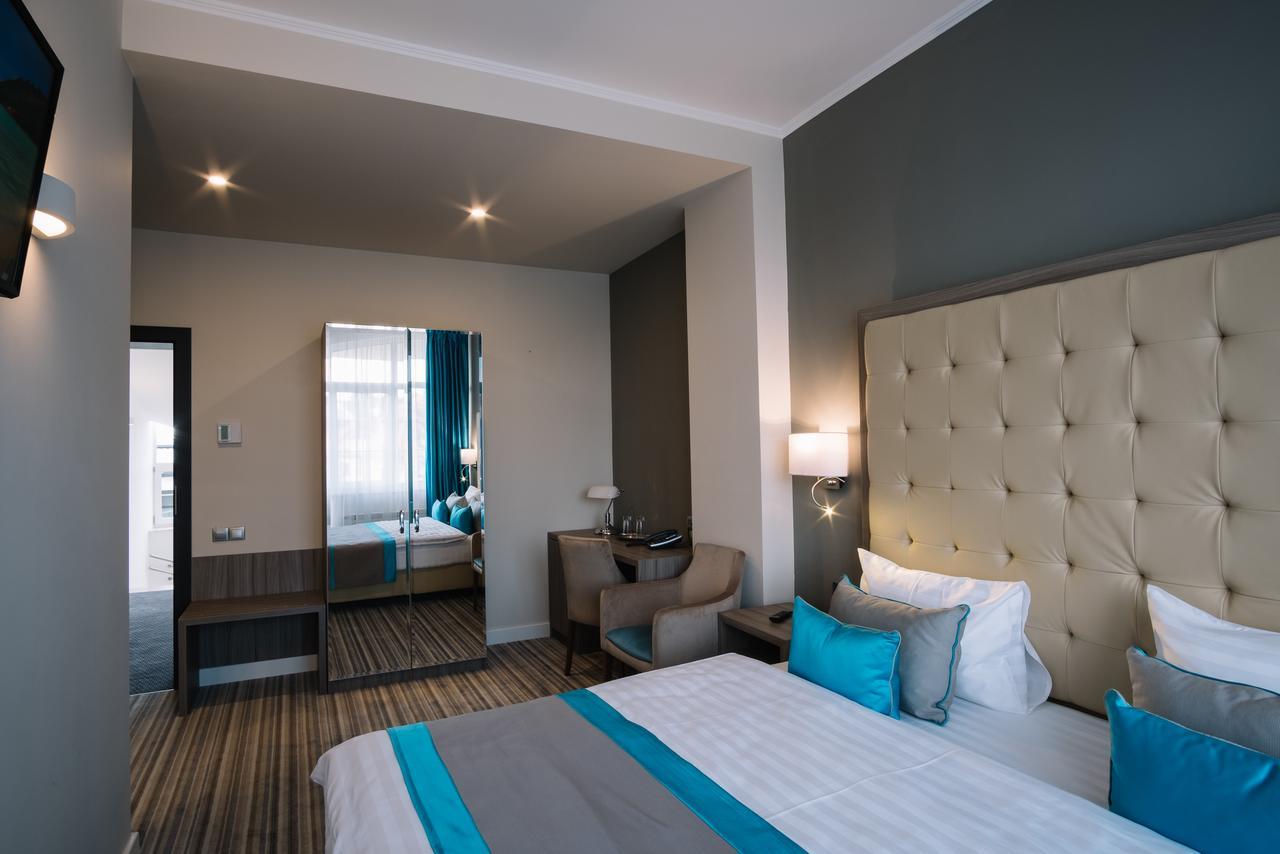 קלוז'-נאפוקה Norm Hill Hotel מראה חיצוני תמונה