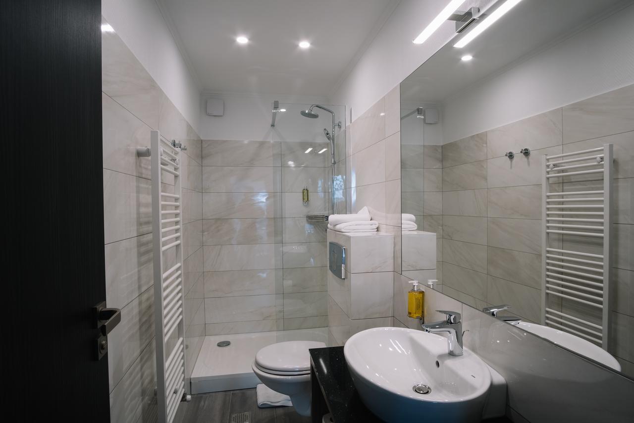 קלוז'-נאפוקה Norm Hill Hotel מראה חיצוני תמונה