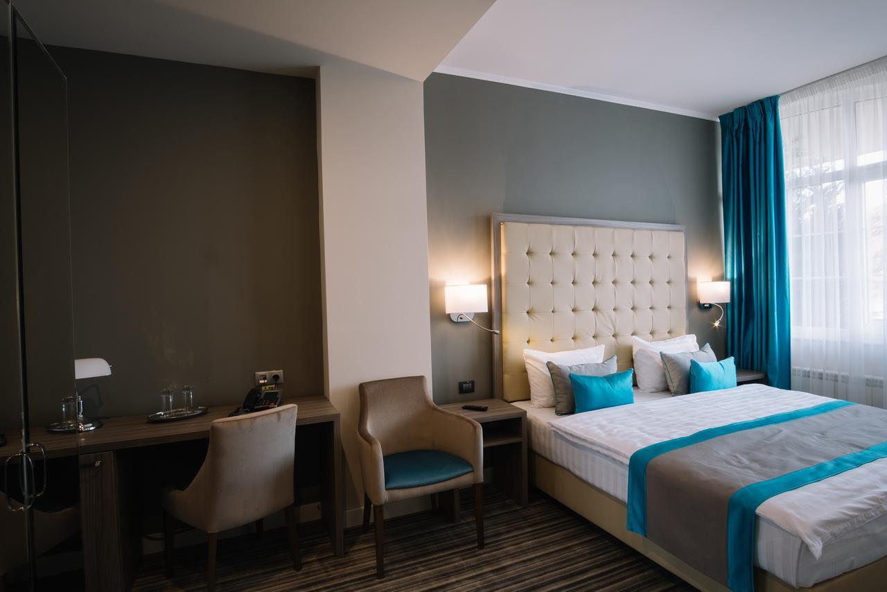 קלוז'-נאפוקה Norm Hill Hotel מראה חיצוני תמונה
