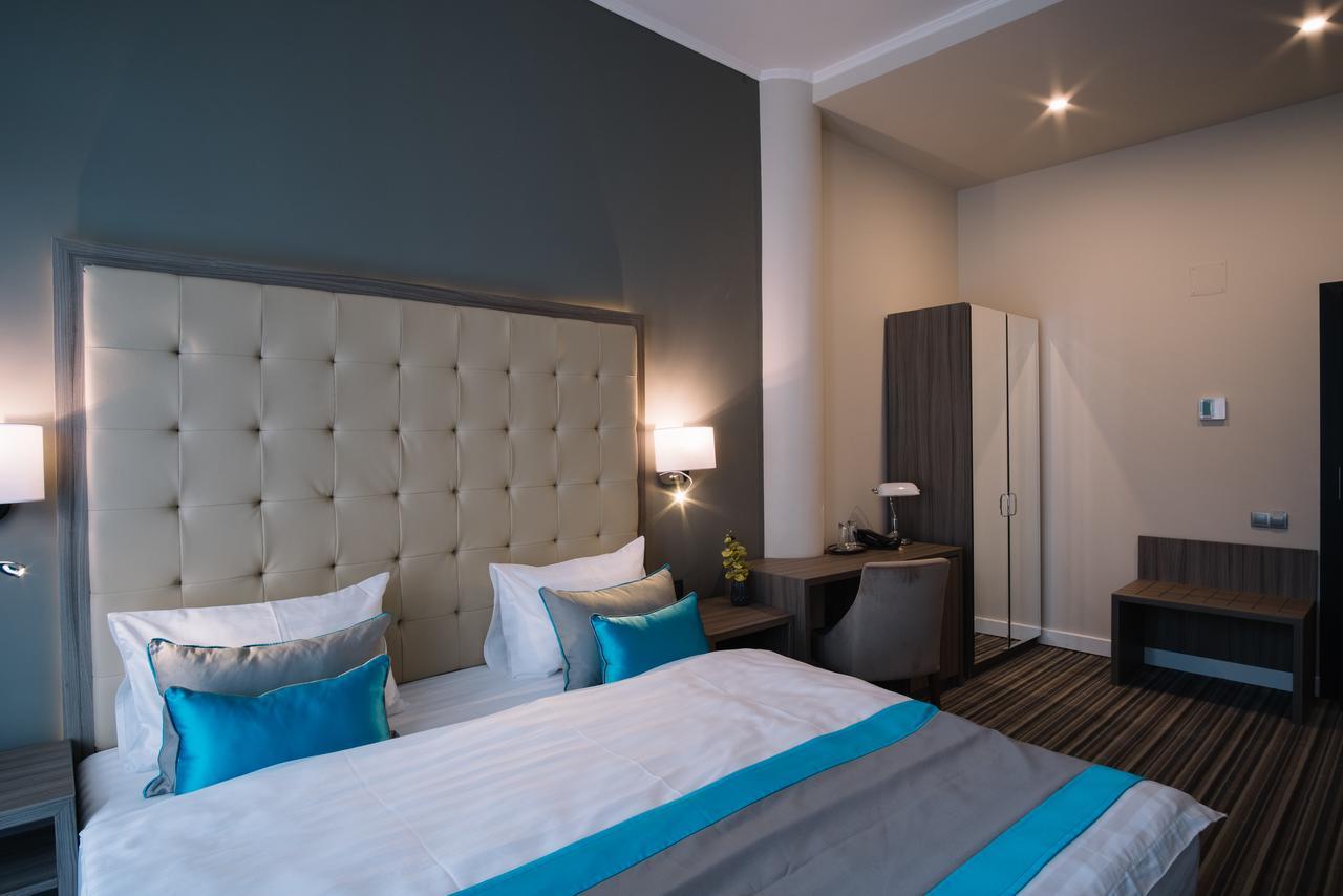 קלוז'-נאפוקה Norm Hill Hotel מראה חיצוני תמונה