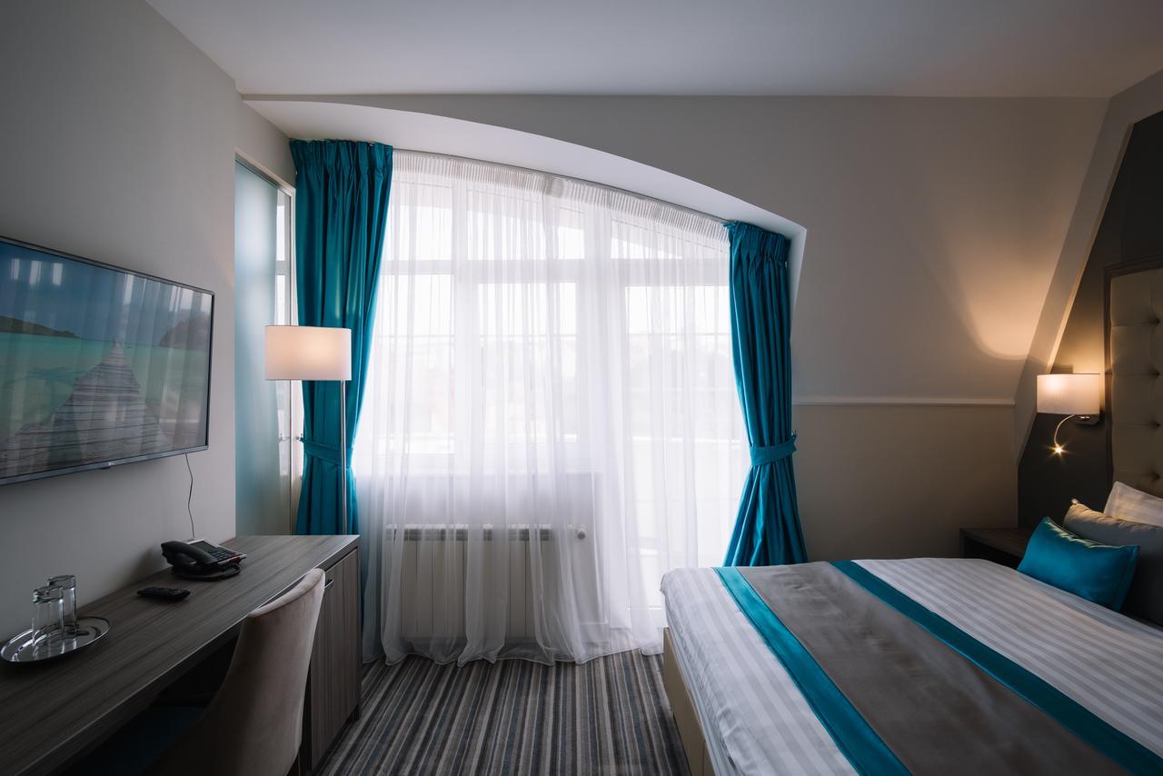 קלוז'-נאפוקה Norm Hill Hotel מראה חיצוני תמונה
