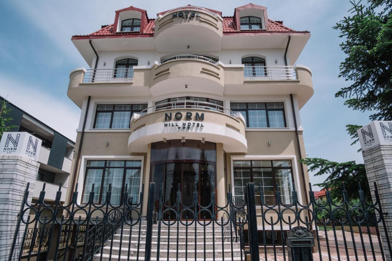 קלוז'-נאפוקה Norm Hill Hotel מראה חיצוני תמונה