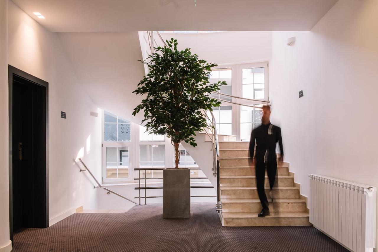 קלוז'-נאפוקה Norm Hill Hotel מראה חיצוני תמונה